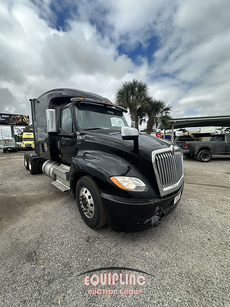 2019 International LT65 SLEEPER TRUCK For Sale | 70